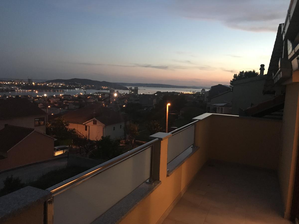 Apartman Mig Solin Extérieur photo
